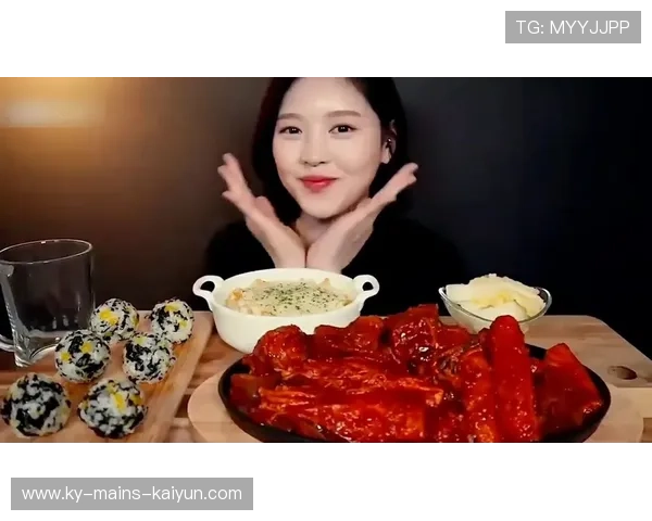 足球运动员直播吃播吃到呛到